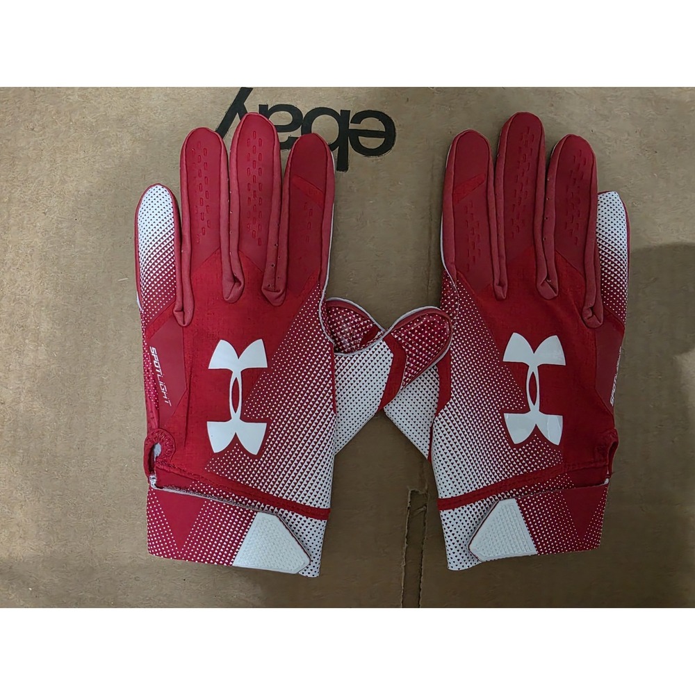NWOT Under Armour Men's Medium Spotlight‎ NCAA Football Receiver Gloves Red